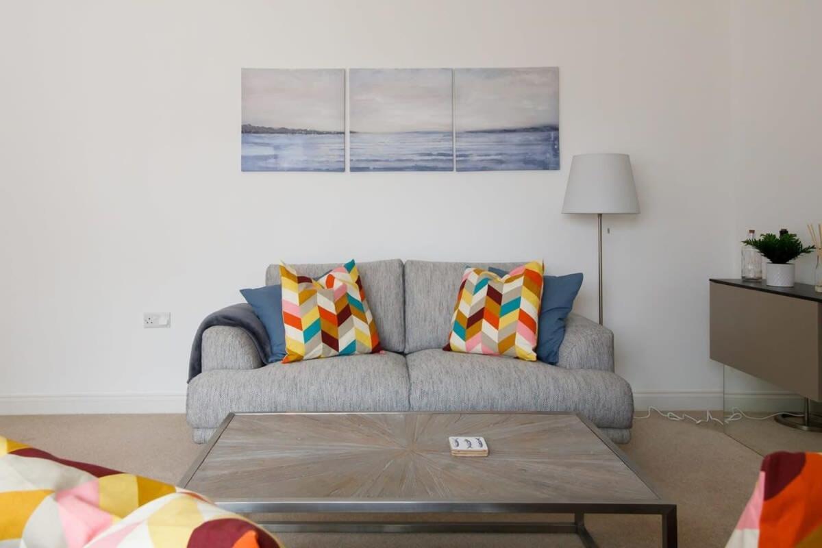 Modern & Stylish Seaside Family Home Chichester Bagian luar foto
