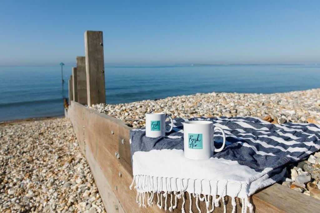 Modern & Stylish Seaside Family Home Chichester Bagian luar foto